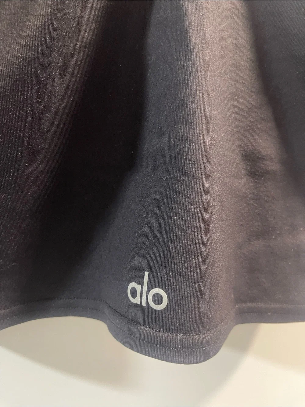 ALO Yoga Black Cropped V-Neck Cross-Back Tank
